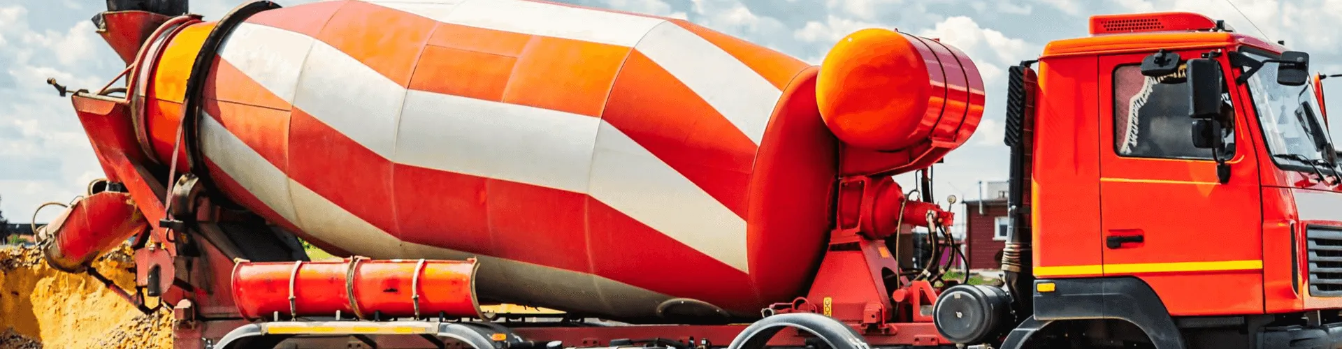 Trailer Tracking Solutions for Construction Logistics 