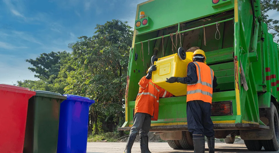 Improving daily waste collection with accurate fleet visibility